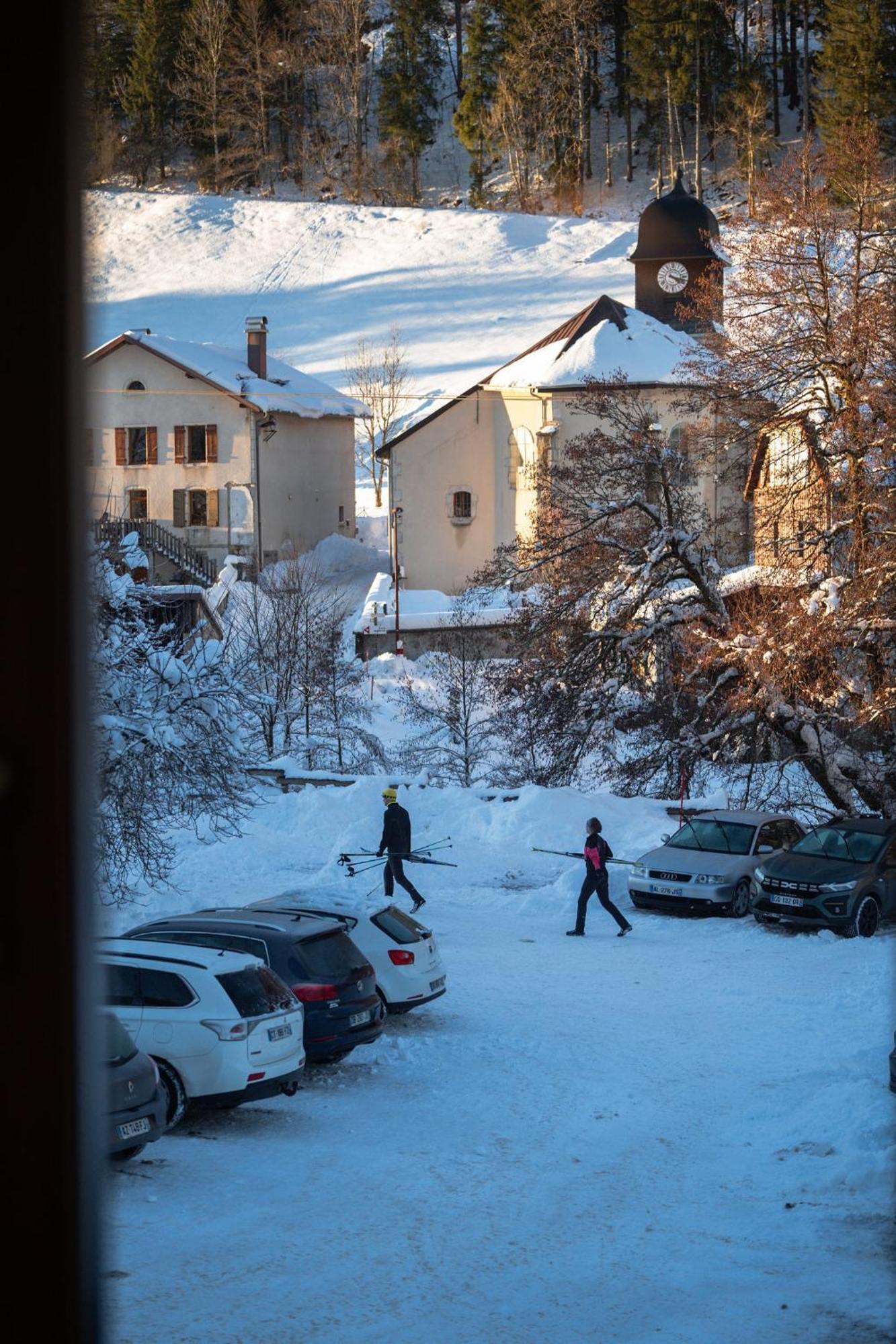 Les Berlicants Mijoux Luaran gambar